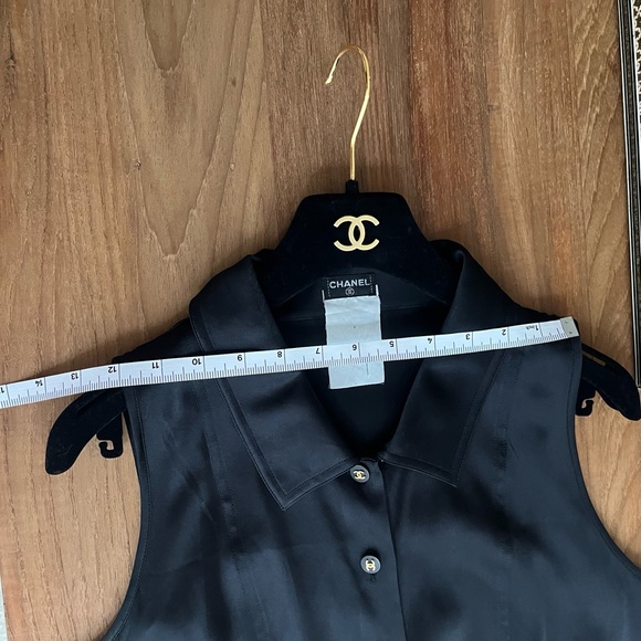 ❌SOLD❌ CHANEL Vintage 1996 CC Logo Black Silk Blouse Gold FR40 M Excellent Auth - Picture 15 of 15